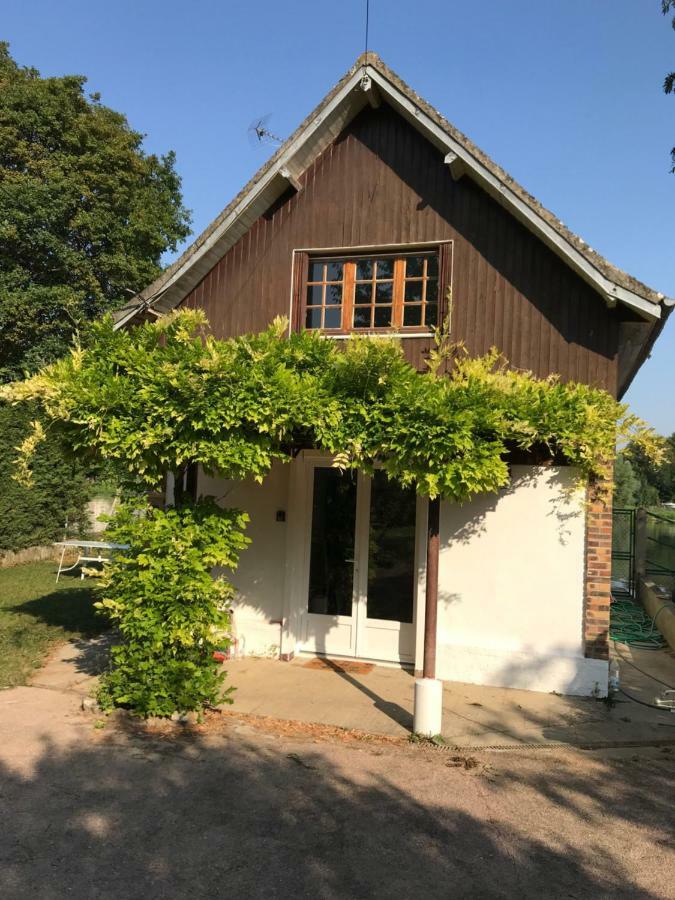 Saint-Pierre-du-Vauvray La Maison Des Pecheurs מראה חיצוני תמונה